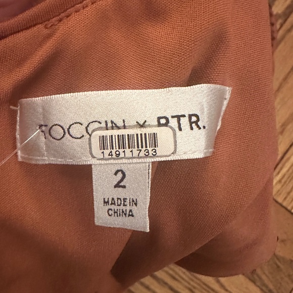 Toccin RTR Wrap Front Sequin Mini in Gold Bronze Size 2 - Picture 2 of 5